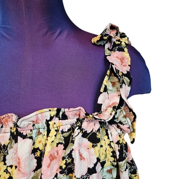 Forever 21 Romance Floral Print Square Neck Tie Sleeve Crop Top Size 3X Plus - Picture 3 of 9